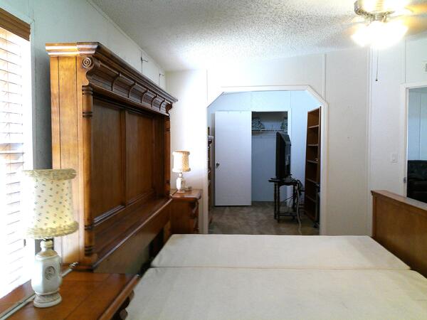 5320 Laurel Oaks Drive a Winter Haven, FL Mobile or Manufactured Home for Sale